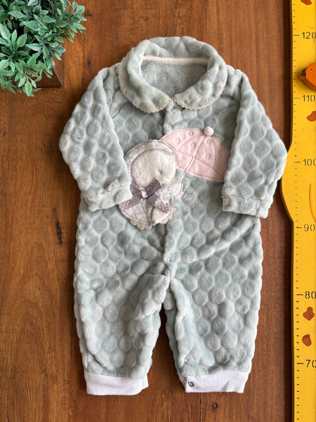 Macacão Soft Bebê Upi Uli Azul Claro TAM 3 a 6 Meses