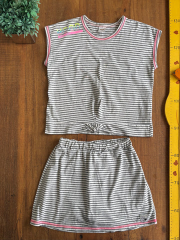 Conjunto Shorts Saia e Blusa Listras Elian TAM 12 Anos