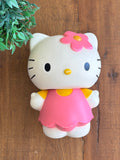 Hello Kitty Grow Vinil TAM 19 cm