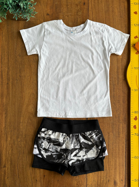 Conjunto Camiseta Branca e Shorts Domyos TAM 4 Anos