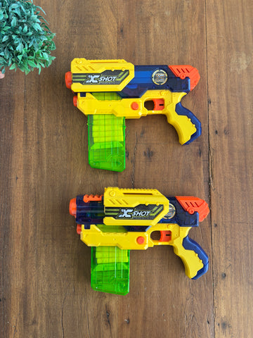 2 Lançadores ZURU XShot Excel Hirricane Clip com 10 Dardos TAM 27 cm
