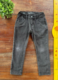 Calça jeans Black GAP Kids TAM 5 Anos