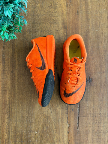 Chuteira Nike Futsal Mercurial Vapor TAM 27
