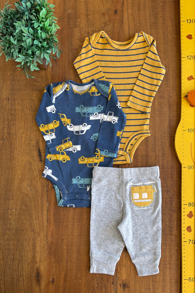 Trio Carter's 2 Body Manga Longa e Calca TAM 3 Meses