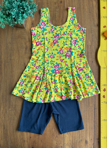 Conjunto Blusa Florida e Shorts Marisol TAM 10 Anos