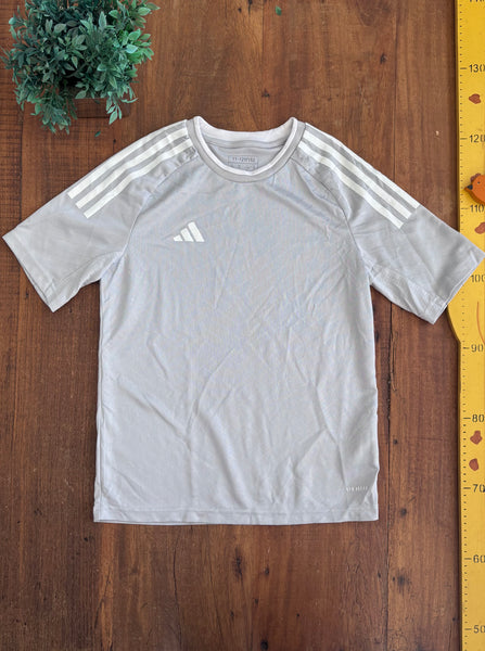 Camiseta Esportiva Adidas TAM 11-12 Anos 152 cm