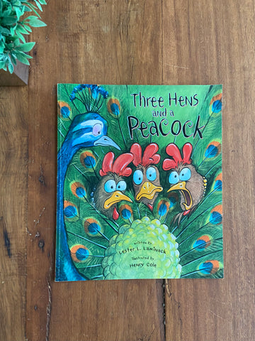 Three Hens and a Peacock | Inglês | 4 - 8 anos