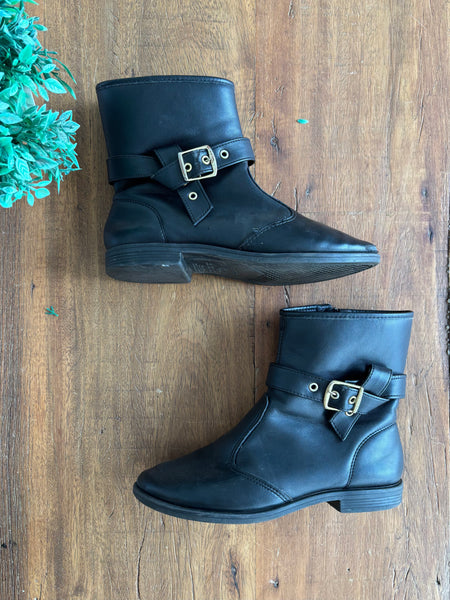 Bota Infantil Cano Curto Preta Fivela Beira Rio TAM 35