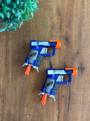2 Lançadores Nerf Elite Jolt Original com 5 Dardos TAM 15 X 16 cm
