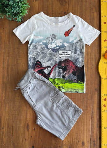 Conjunto Infantil Camiseta e Bermuda Oshkosh Dinossauro TAM 7 Anos
