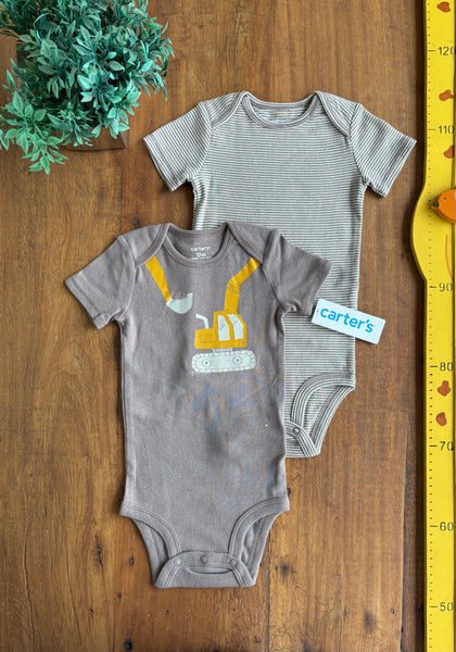 Conjunto Body Carter’s Bebê Trator Novo TAM 12 Meses