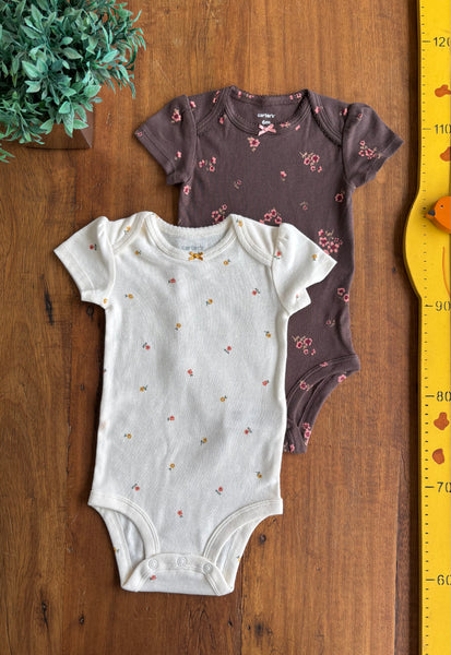 Conjunto Body Carter’s Bebê Flores Novo TAM 6 Meses