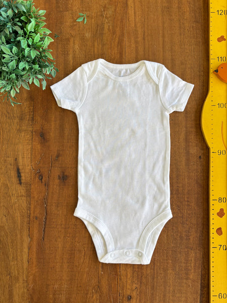 Body Branco Novo Carter's TAM 9 Meses