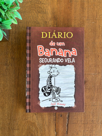 Livro Diário de um Banana 7: Segurando Vela Capa Dura