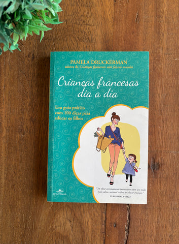 Livro Crianças francesas dia a dia