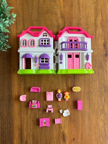 Casinha dos Sonhos com Moveis e Acessórios TAM 20 x 13 x 9 cm