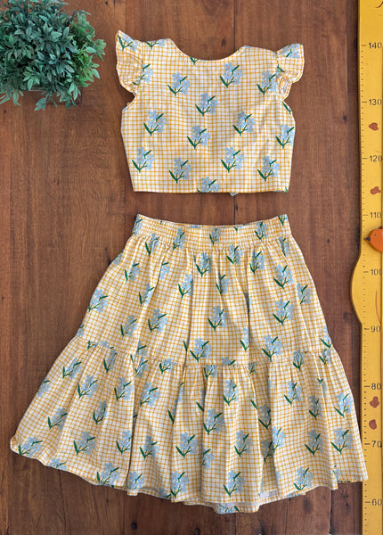 Conjunto Cropped e Saia Fábula Amarelo Flores Xadrez TAM 8 Anos
