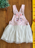 Jardineira Vestido Infantil Rosa com Tule – Gatinha Oshkosh TAM 4 Anos