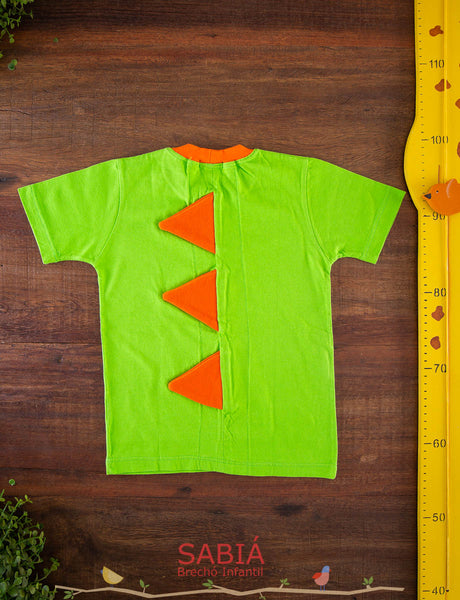 Camiseta Verde Dinossauro TAM 4 Anos