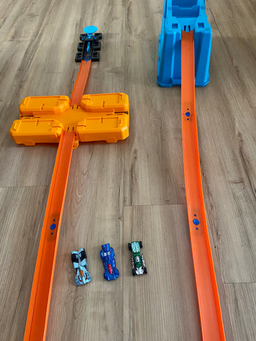 Hot Wheels Track Builder Challenge box Mattel